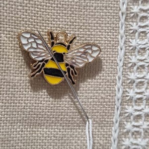 Enamel Bee Needle Minder, Needle Keep, Needle Nanny, Needle Parker, Needle Magnet