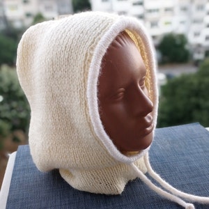 Women's hand-knitted hooded scarf, llama wool, beige Warm hood cowl, balaclava, snood, scarf, soft, fluffy and warm