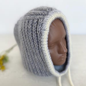 Women's hand knitted hooded scarf, mohair wool, beige, gray, beige, warm hood, balaclava, snood scarf, soft, fluffy, shipping from Europe