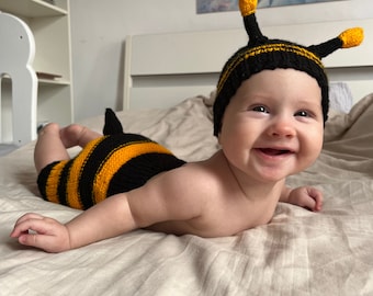Newborn Bumblebee Costume, Knitted Bee Costume, Overall Set Suit Shorts, Hat Beanie, Halloween, Baby Girl Boy, Photography Photo Props