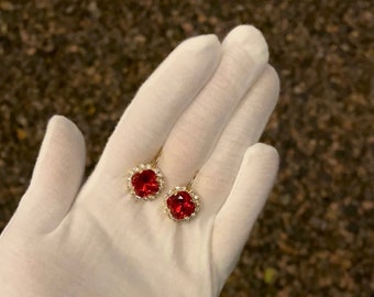 Red | Cushion halo lever back earrings