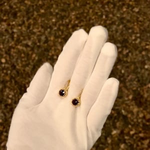 | brun Petites boucles d’oreilles à levier de couronne ronde | Boucles d’oreilles Damier | Boucles d’oreilles à bagages Paris