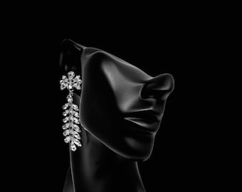 Clear | Marilyn dangly crystal post earrings | Old Hollywood | Marilyn costume cosplay | Swarovski Crystal chandelier earrings