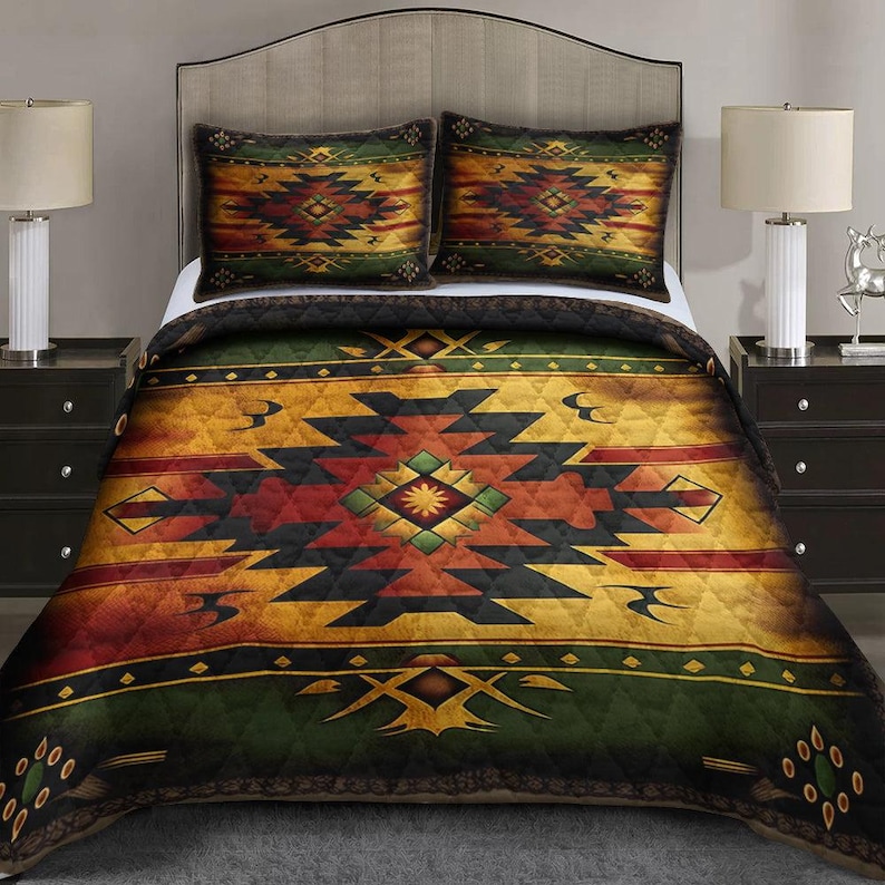 Native American Inspired Quilt Bedding Set, Indigenous Bedspread ...