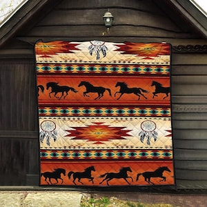 Crow Native Quilted Blanket NCU0DK640