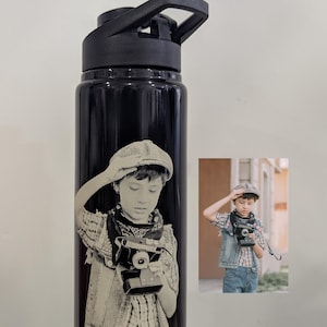 Gravierte Aluminium-Trinkflasche mit Foto
