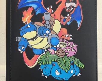 Carpeta para cartas Pokémon personalizada y pintada a mano / Carpeta VaultX de 9 bolsillos / “Los Tres Grandes”