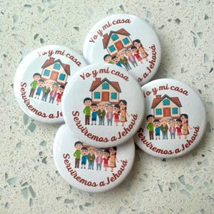 JW Spanish Button Pin: &quot;Yo y mi casa serviremos a Jehová&quot;