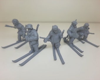 Bolt Action Chain of Command 28/54mm Finnish Skiers Squad (5 men) Resin