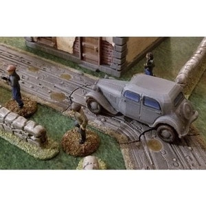 WWII French Citroen 11 CV Civilian Car (1 model) Various Scales Historical Wargaming
