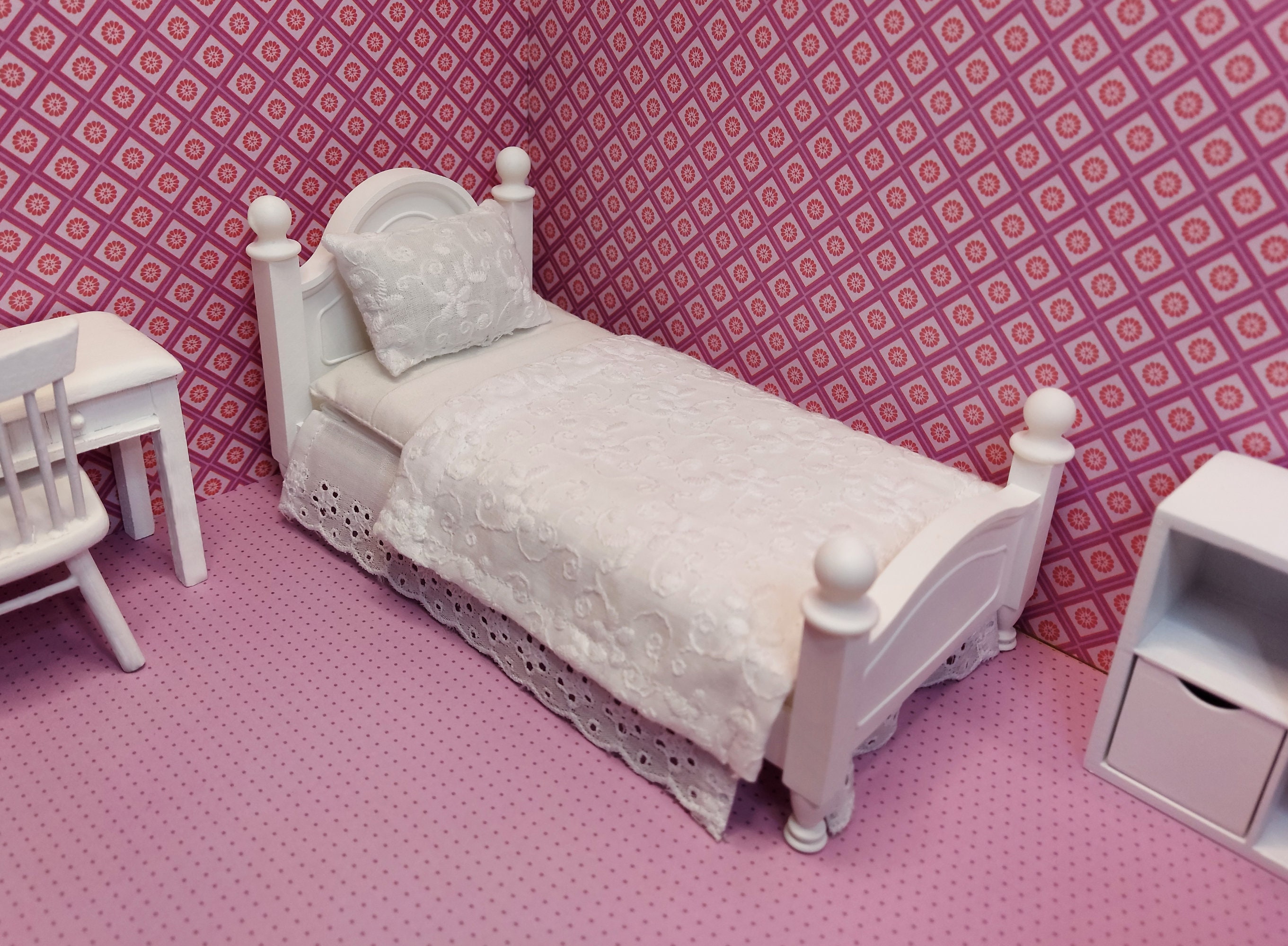 1 12 Scale Miniature Twin Bed Dollhouse Furniture Etsy