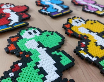 Yoshi + Pixel art egg (color of your choice) - wall decoration