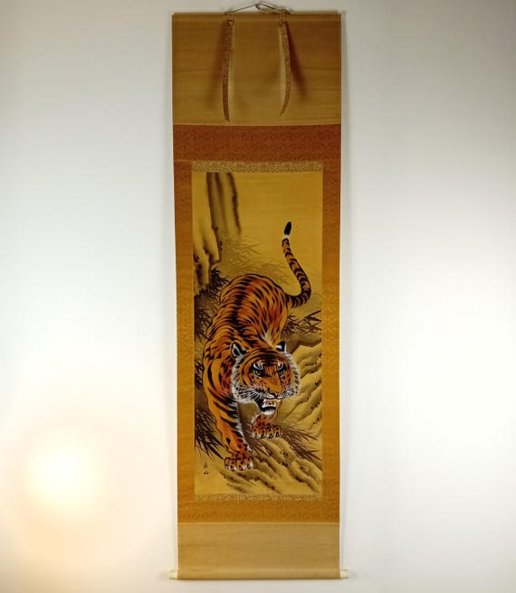 Vintage Japanese ink tiger scroll, kakemono (kakejiku), mid-Shōwa period (1950s–1960s) #1813