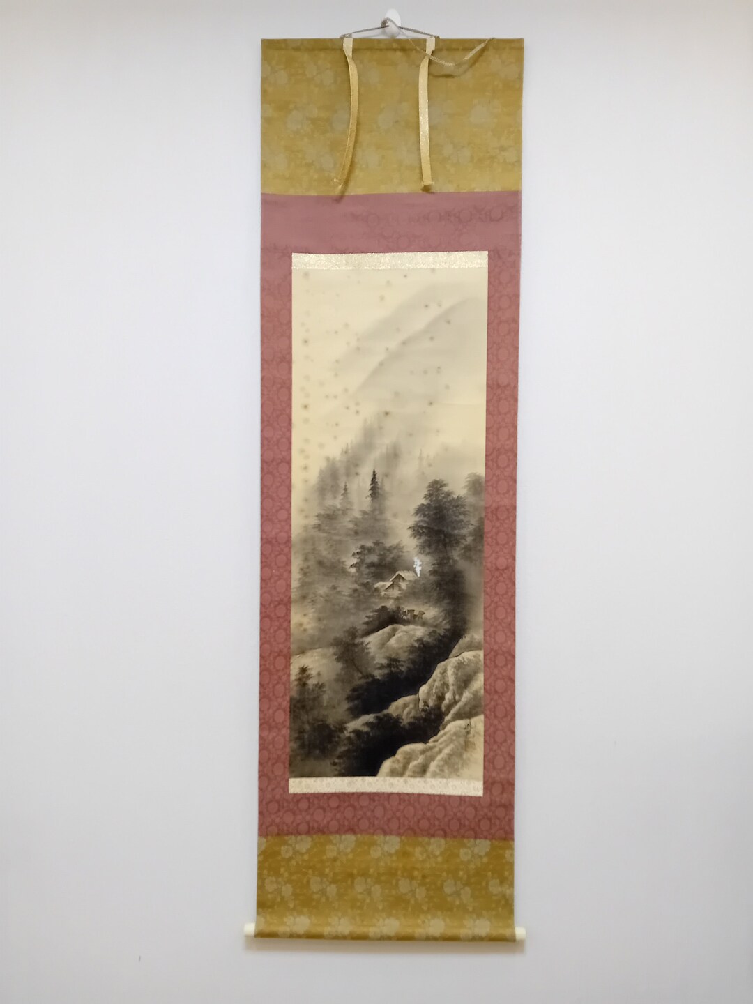Rouleau Suspendu Japonais (Kakejiku) Soie - Motif Carpe Koï - 115x62.5 Cm - Vintage