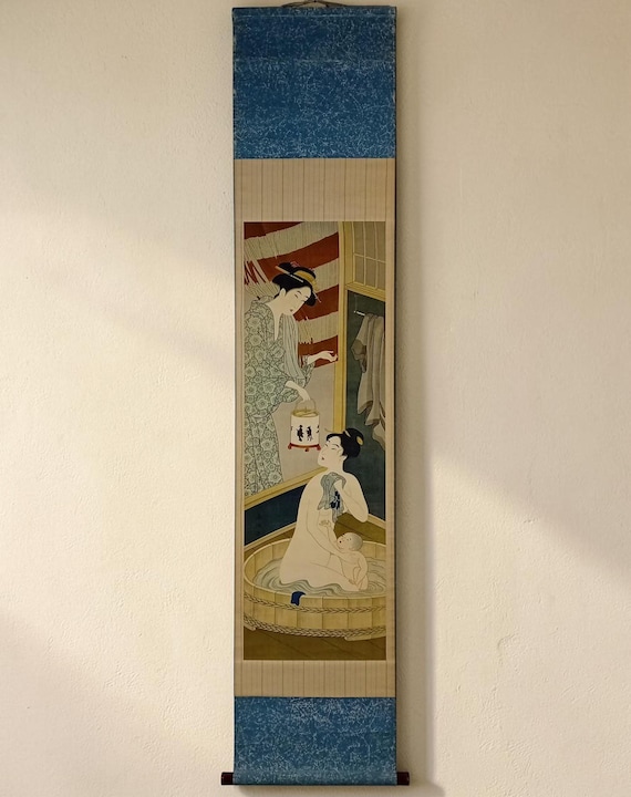 Antique Japanese Silk Hanging Scroll – Nude Beauty after Katsukawa Shuncho, Meiji–Taisho Period, #931