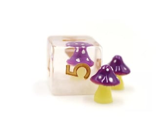 mushroom dice set, dnd dice mushroom, rpg dice, Polyhedral Dice Set, custom dice,D20 TTRPG Polyhedral Dice Set, Handmade Resin Dice Set