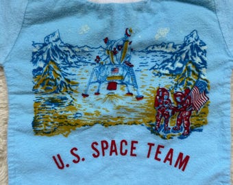 Vintage 70s Space Team Kids Shirt: Sears Astronaut Lunar Lander Graphic