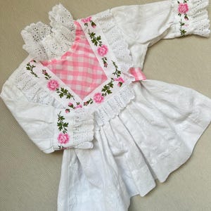 Vintage 1960s-70s Baby Girl White Floral Lace Link Gingham Dress Size 12M Spring Easter Outfit | Vintage Baby Toddler Kids Vintage Clothing