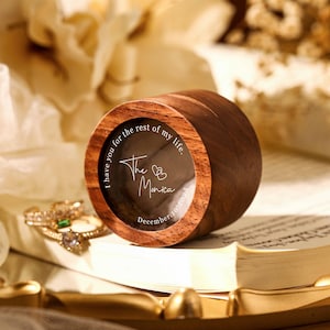 Personalized Wood Ring Box, Round Wooden Ring Box with Glass Lid, Ring Box Proposal, Wedding Proposal, Double Ring Bearer Box