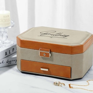Personalized Jewelry Box, Travel Jewelry Case, Bridesmaid Box, Jewelry Organizer, Jewelry Holder, Leather Jewelry Box, Octagonal Jewelry Box