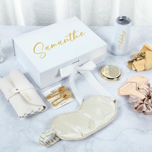 Personalized Bridesmaid Gift Set, Custom Anniversary Gift Box, Wedding Gift Box, White Will you be my Bridesmaid Proposal Gift Box image 3