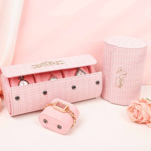Custodia per orologio in pelle intrecciata rosa personalizzata, custodia per orologio in pelle vegana, custodia per orologio da viaggio, regalo di anniversario, regali per la mamma, regali per la damigella d'onore