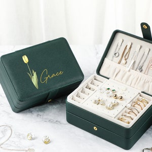Custodia per gioielli in pelle vegana personalizzata, regali per la damigella d'onore, regalo per lei, scatola portaoggetti per anelli, custodia per gioielli da viaggio, regalo di compleanno