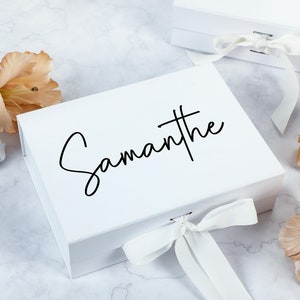 Personalized Bridesmaid Gift Set, Custom Anniversary Gift Box, Wedding Gift Box, White Will you be my Bridesmaid Proposal Gift Box image 4