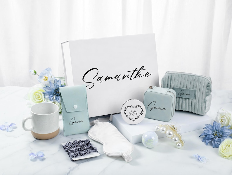 Personalized Dream Bridesmaid Gift Set, Custom Anniversary Gift Box, Wedding Gift Box, White Will you be my Bridesmaid Proposal Gift Box image 3