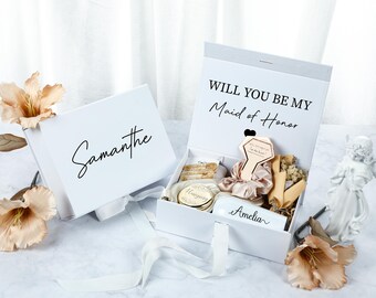 Personalised Bridesmaid Gift Set, Custom Anniversary Gift Box, Wedding Gift Box, White Will you be my Bridesmaid Proposal Gift Box