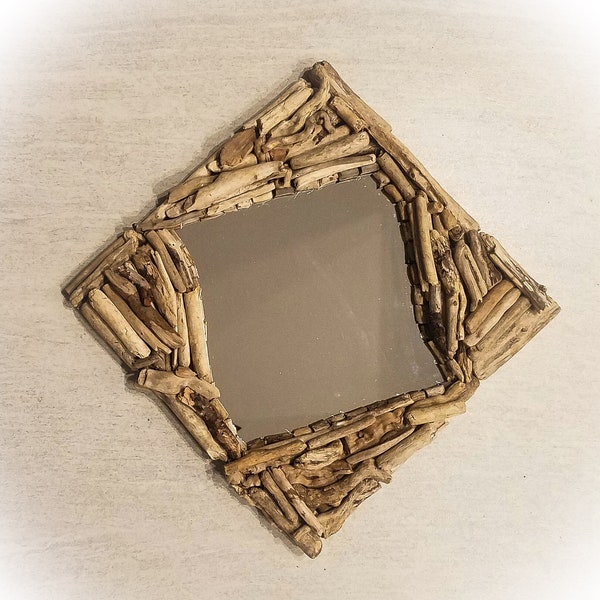 Miroir en bois flotté fait main