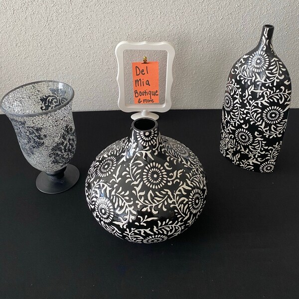 Black and White Vase Etsy