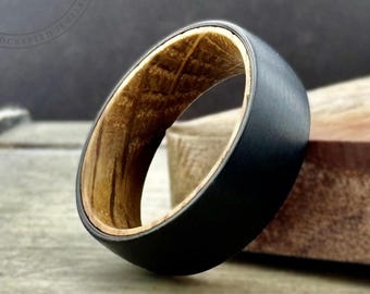 Whiskey Barrel Wood Black Tungsten Ring Men Women Wedding Band Brushed Domed Design Wooden Engagement Ring 8mm 6mm