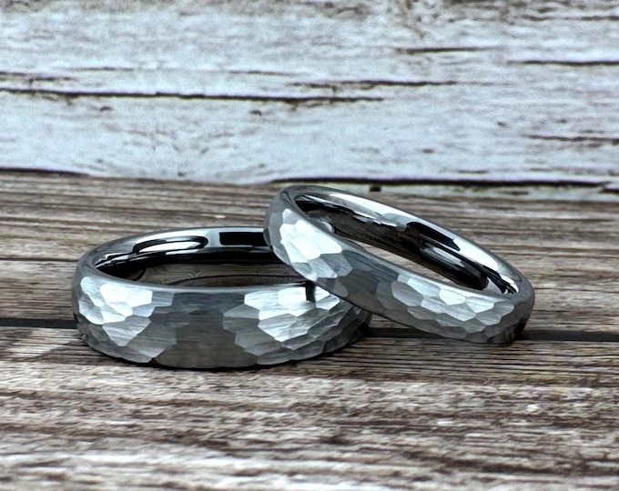 8MM 6MM 4MM Silver Hammered Tungsten Ring Wedding Band for Men Women, Gray Tungsten Ring, Silver Wedding Band for Men Women, Engagement