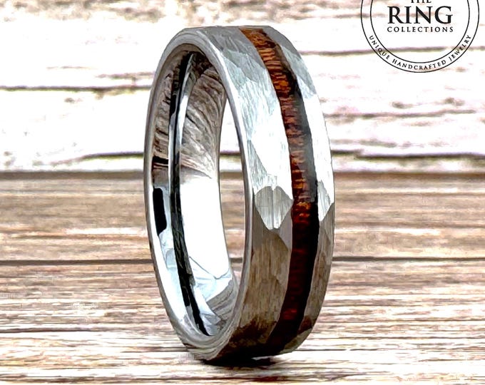 Silver Hammered Tungsten Ring wit Wood Inlay for Men, Gray Wedding Band for Men, Grey Tungsten Ring Band, Silver Wedding Band for Men Women