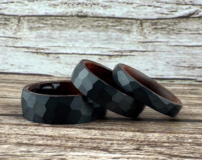 Black Hammered Tungsten Carbide Ring Wedding Band with Rosewood Interior for Men Women, Available in 4mm 6mm 8mm