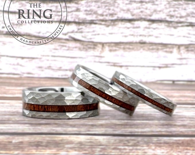 Silver Hammered Tungsten Ring with Wood Inlay for Men Women, Gray Silver Wedding Band, Tungsten Band Ring with Wood Inlay, Mens Wedding Band