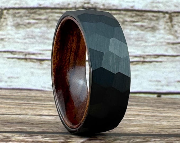 Black Hammered Tungsten Carbide Ring Wedding Band with Rosewood Interior for Men Women, Available in 4mm 6mm 8mm