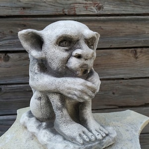 Concrete Gargoyle Statue: Gothic Outdoor Monster Decor