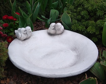 Concrete Bird Bath: Stone Sparrow Drinking Bowl, Garden Decor
