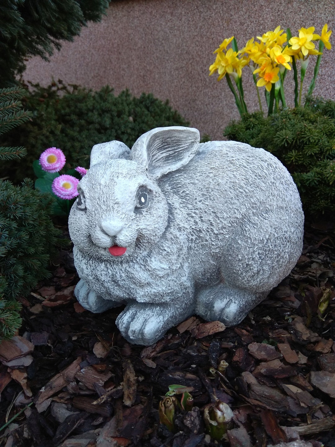 Smiling Rabbit Statue, Concrete Outdoor Rabbit Figurine, Stone Hare ...