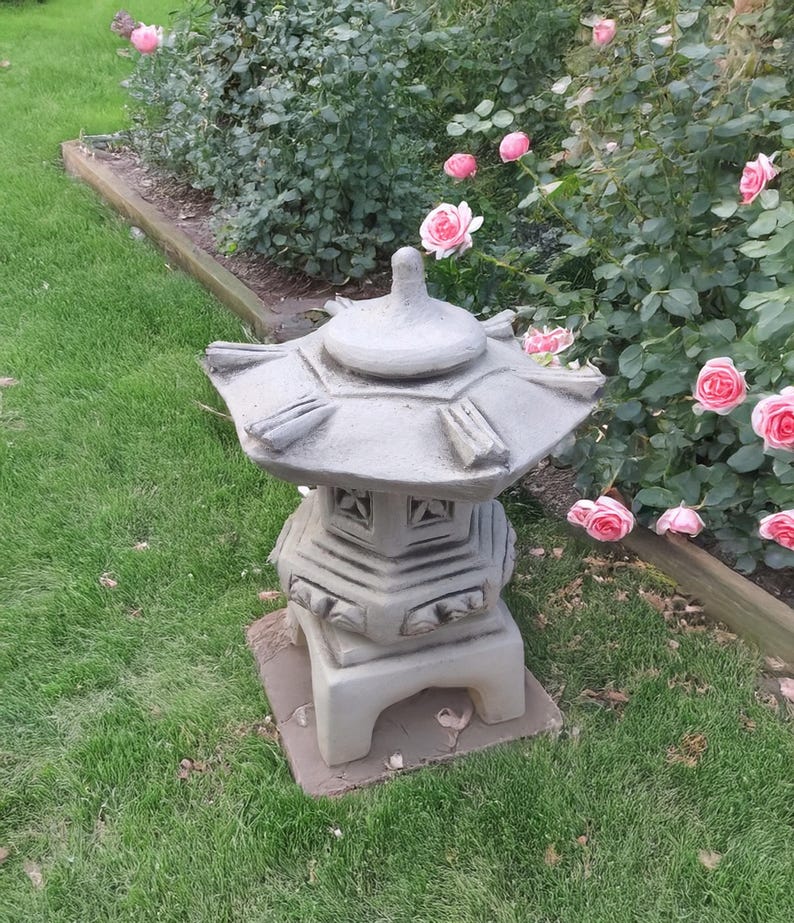 Farol de jardín de hormigón: Pagoda de piedra, decoración zen (34 cm) imagen 8