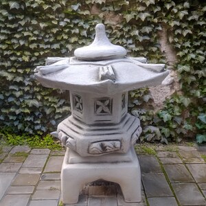 Farol de jardín de hormigón: Pagoda de piedra, decoración zen (34 cm) imagen 9