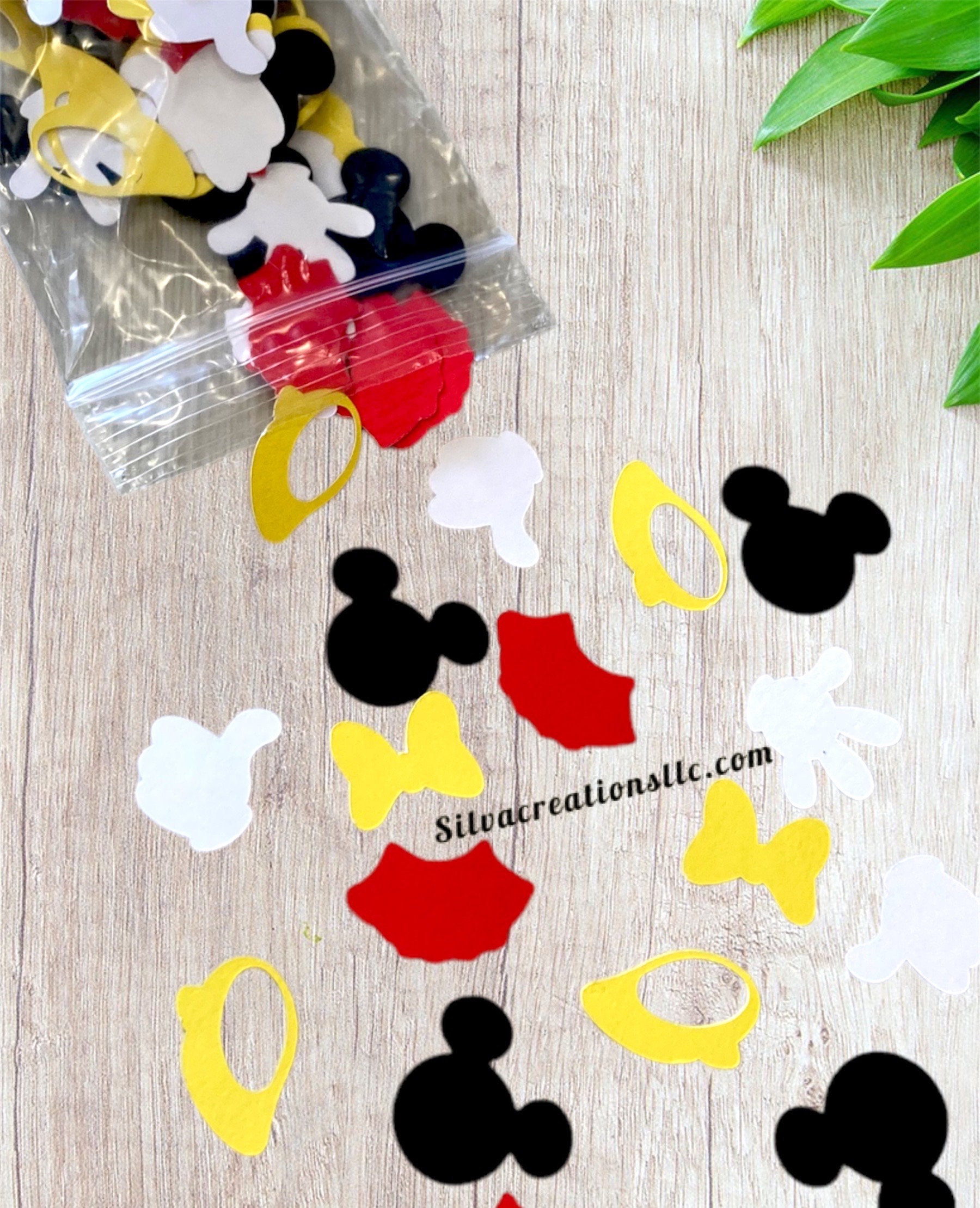 Adorable Minnie Mouse Party Confetti Minnie Mouse Birthday Table Decor Minnie Party decor