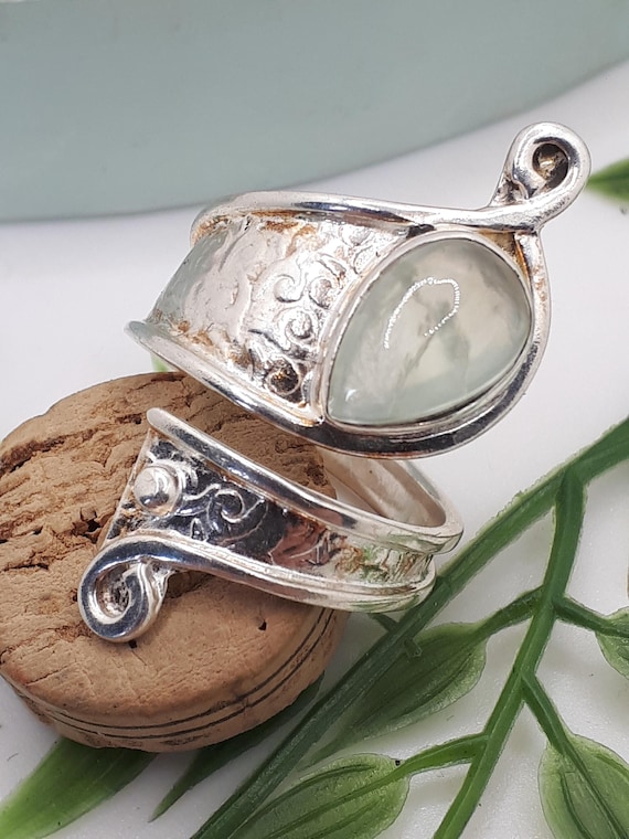 Imposing Vintage Arabesque Marquise Ring in 925 Silver Hallmarked 