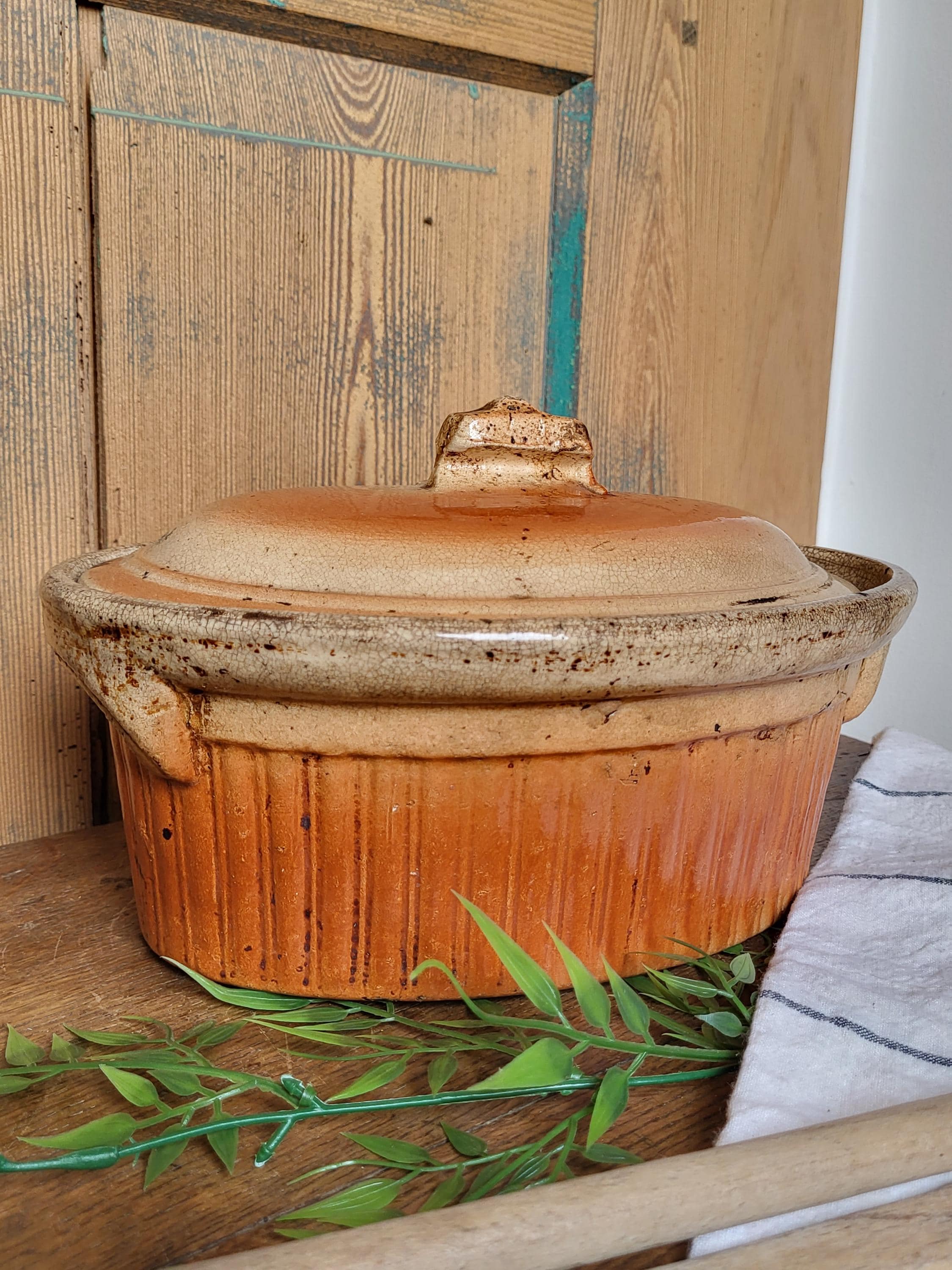 BELLE BOUILLOTTE Plate Ancienne En Terre Cuite Emaillee EUR 30,00