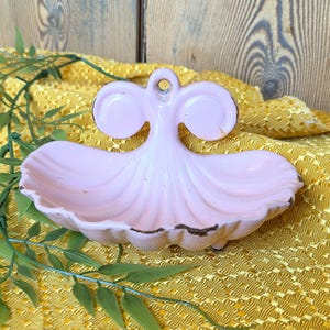 VINTAGE Porte savon COQUILLAGE ROSE en fonte, à poser ou mural
