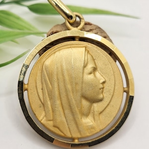 Pendentif Médaille Ancien Plaqué Or, Motif Art Déco Et Zodiaque, émaux