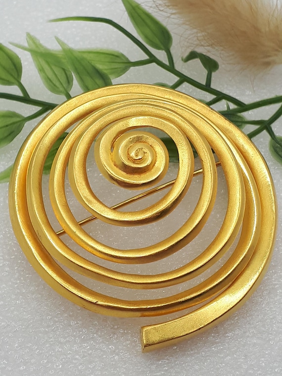 RARE Magnificent Imposing Gold Spiral Swirl Brooch, Designer  display picture 1