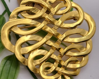RARE magnificent imposing golden brooch creator MMA Metropolitan museum of art New York